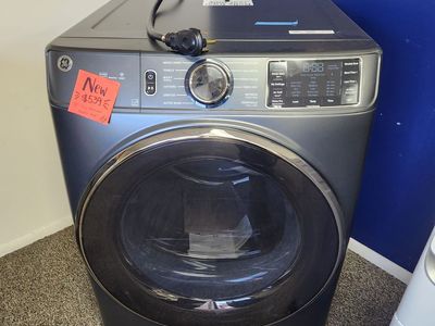 BEAUTIFUL BRAND NEW! GE 7.8 CF FRONTLOAD ELECTRIC DRYER