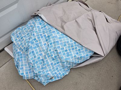 Free Swimming pool