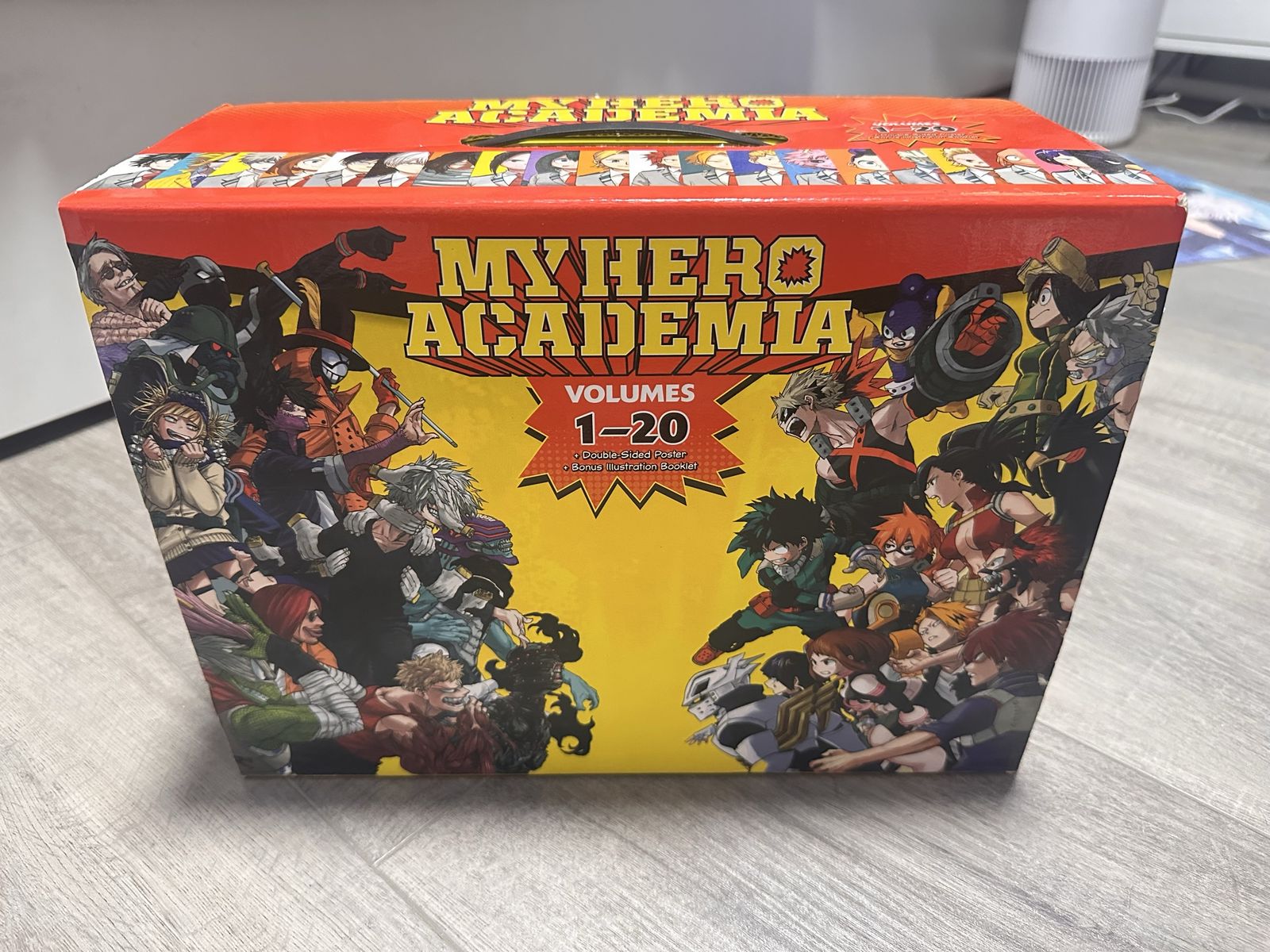 My Hero Academia Manga Box Set: Volumes 1-20 with Extras