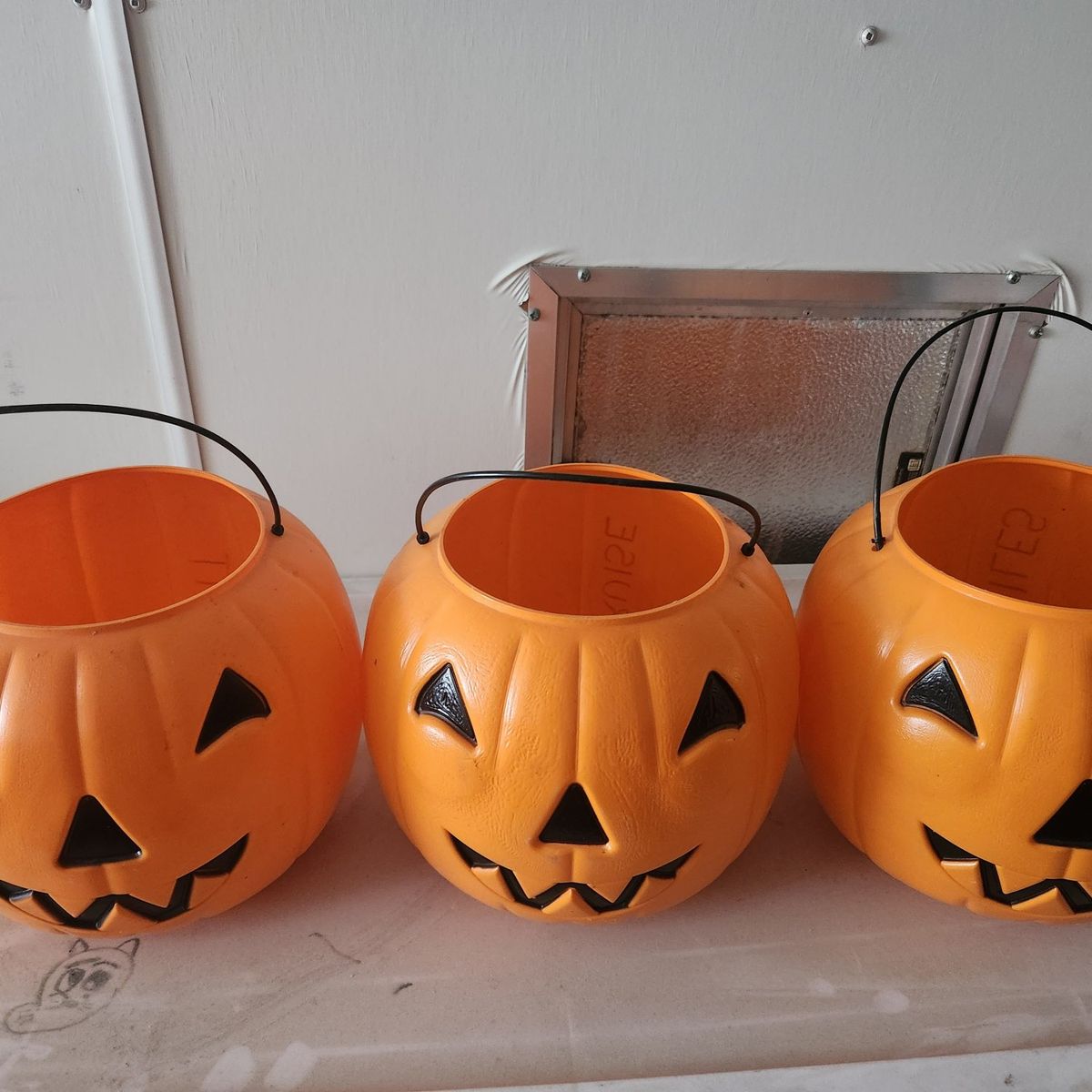 trick or treating pumpkins