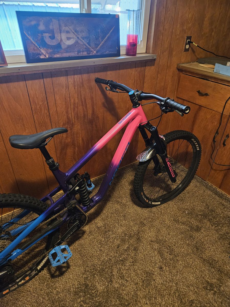 Norco shore sz large