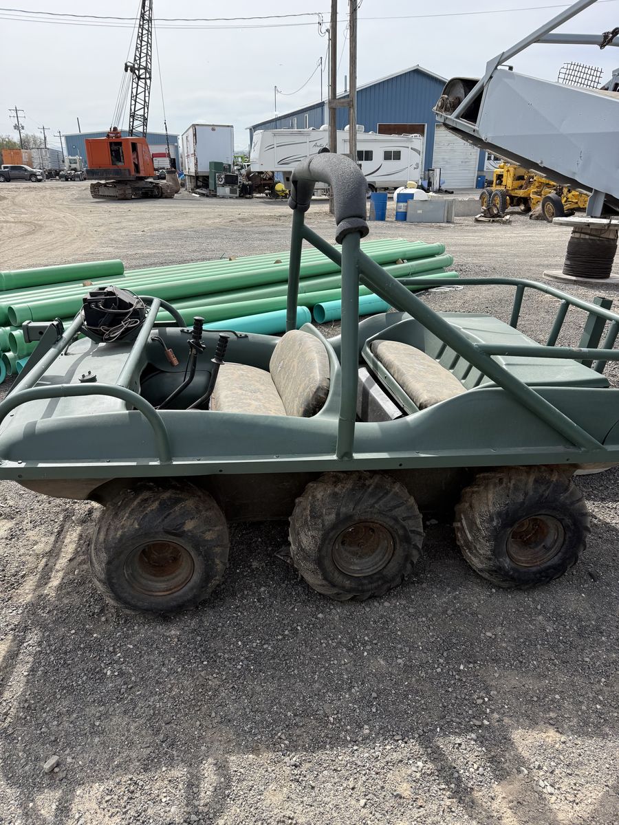 Amphibious Hustler 6x6