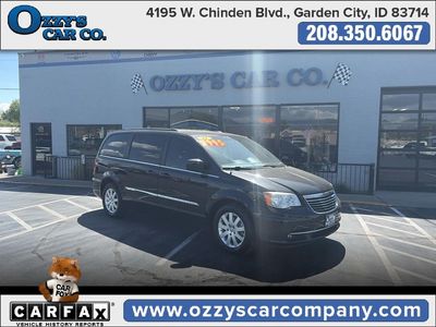 2014 CHRYSLER TOWN AND COUNTRY Touring