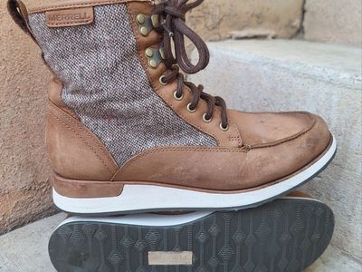 Womens Merrell Roam Mid Boots Sz 7