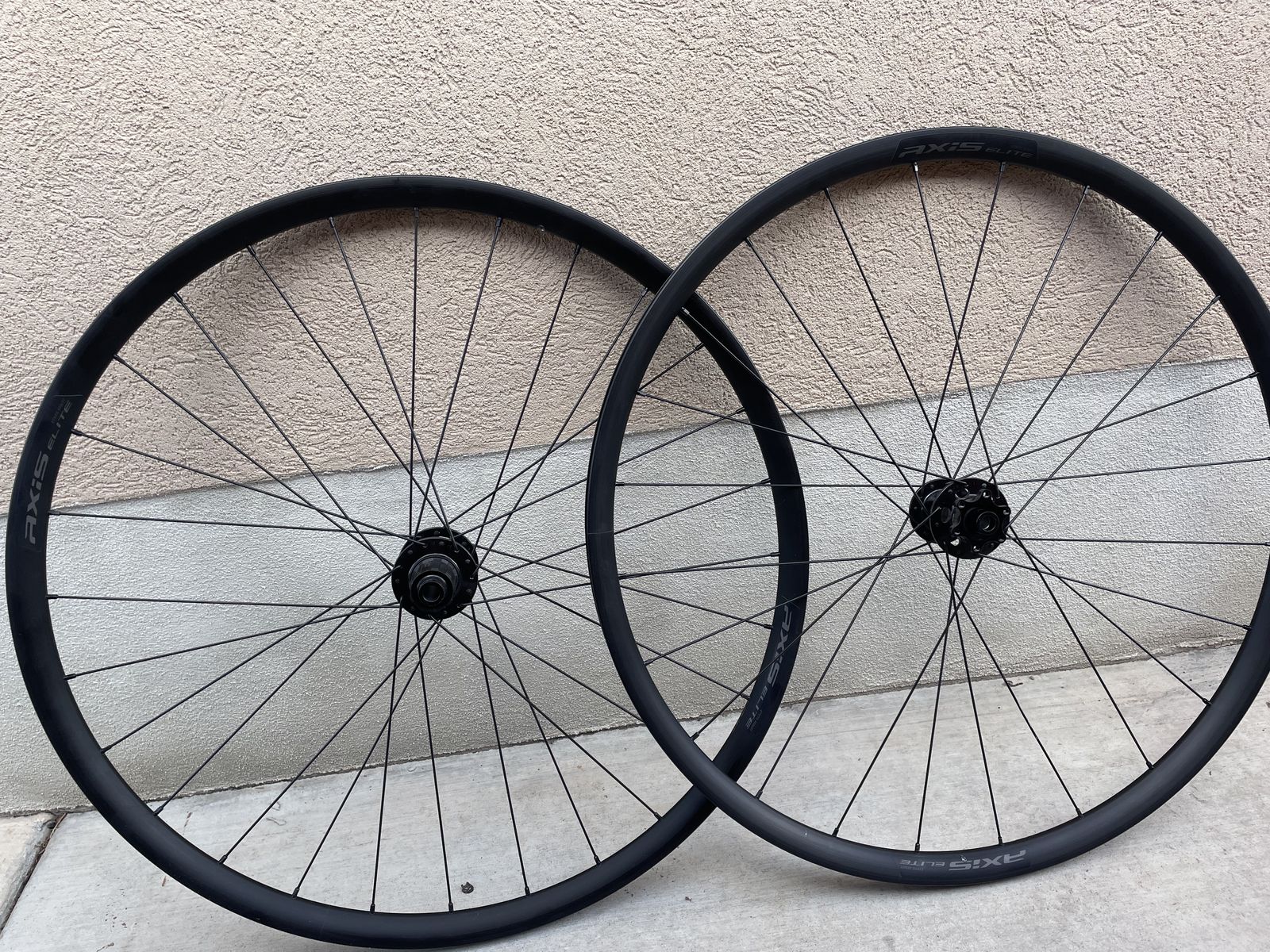 Axis Road Or Gravel Wheels Off Specialized Roubaix