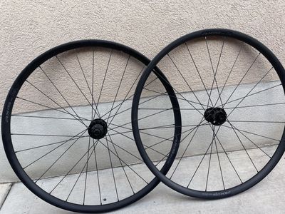 Axis Road Or Gravel Wheels Off Specialized Roubaix
