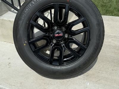 GMC Sierra 1500 Yukon Rims and Tires 265/60R20 Yokohama Geolander