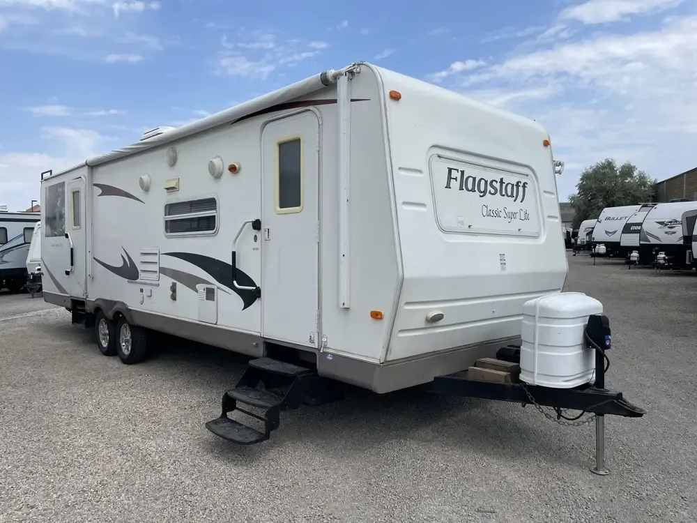 2009 Forest River Flagstaff Classic Super Lite 831FLSS