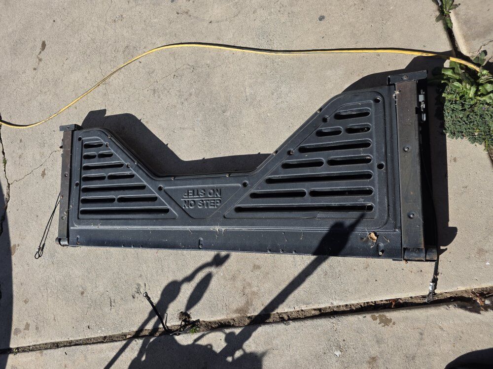 3rd gen dodge 5th wheel tailgate