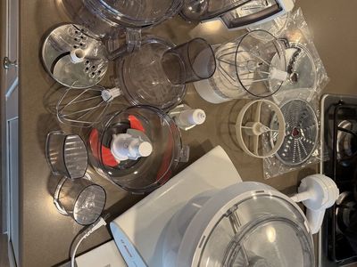 Bosch Universal Plus in new condition with extra