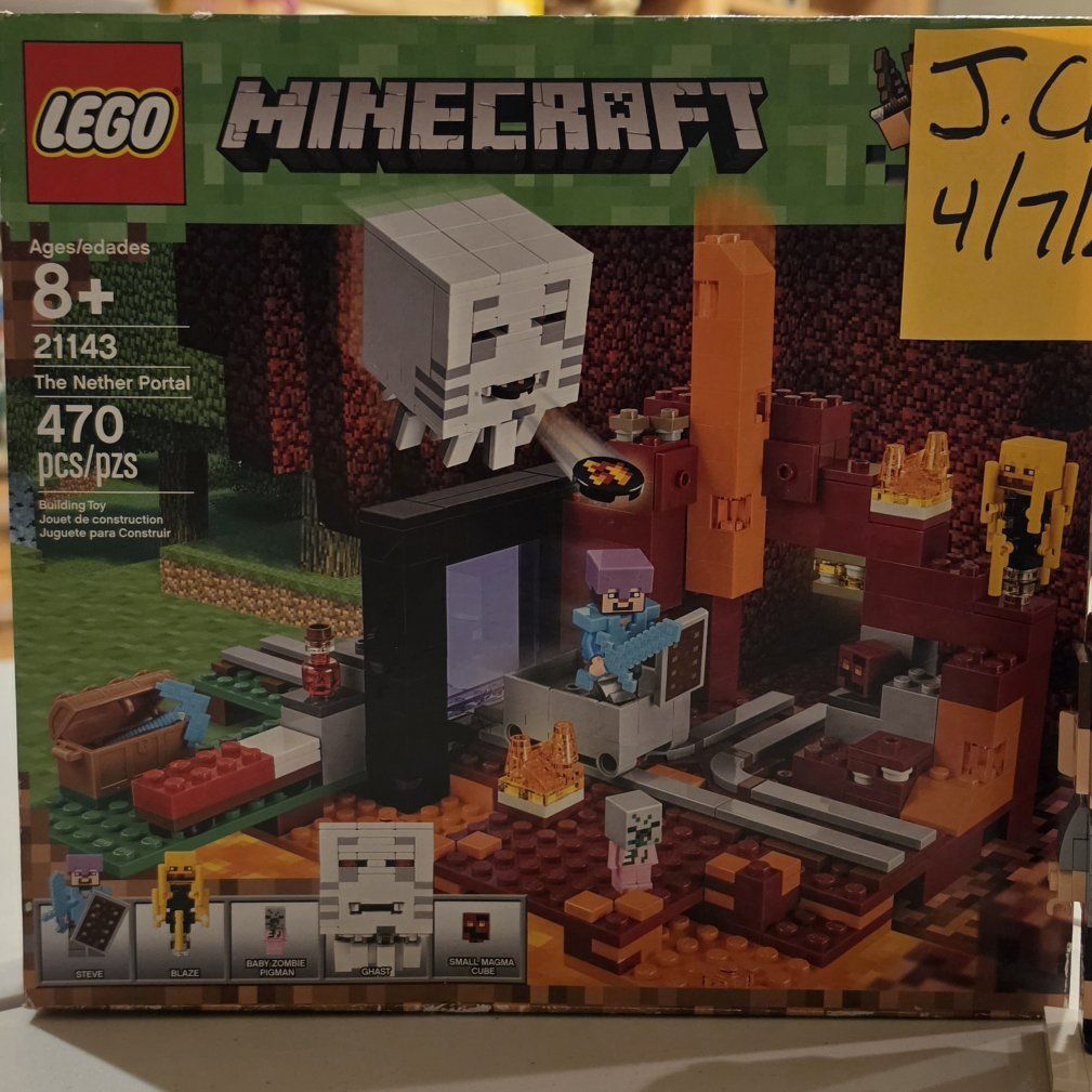 LEGO Minecraft Set 21143 -The Nether Portal (2020)