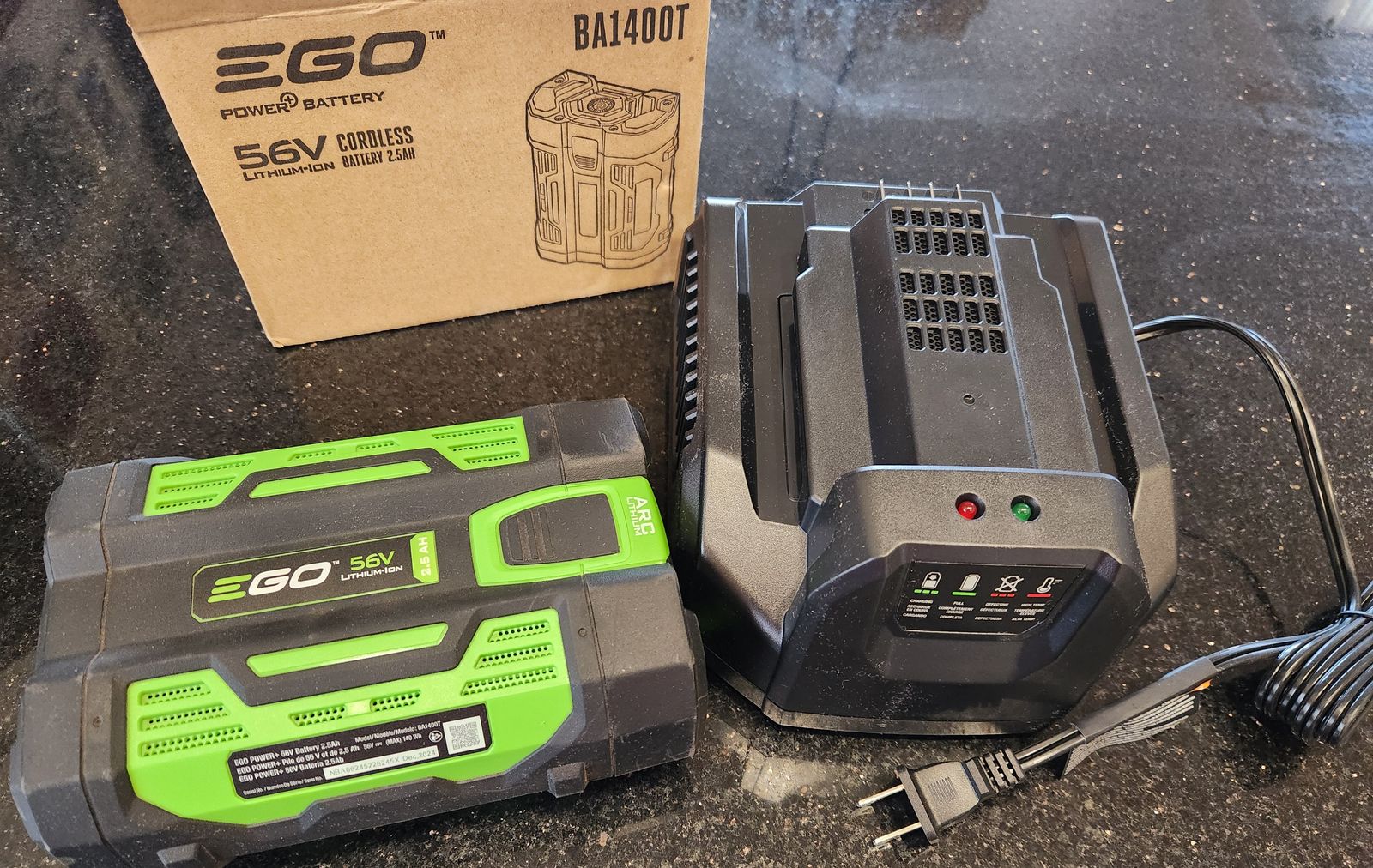 NEW EGO battery and charger 56V battery 2.5AH
