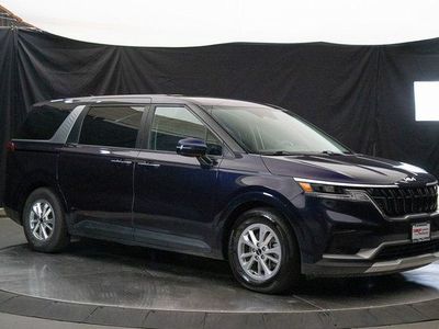 2024 Kia Carnival LX
