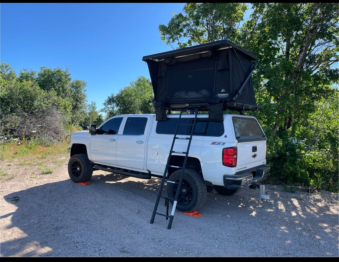 Freespirit Evo V2 Rooftop Tent