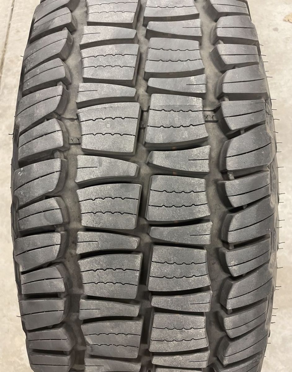 285/70r17 all-terrain Tires