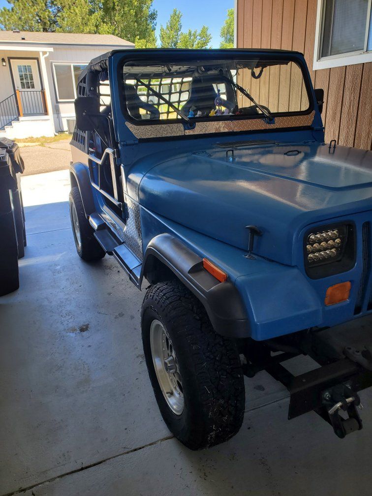 Jeep YJ