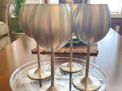 Gorgeous Modern Innovations Set of 4 Stainless Steel Wine Goblets - 18/8 Stem Glasses 18oz