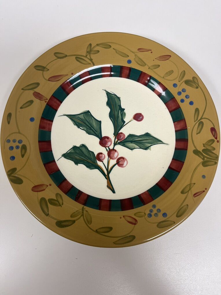 16 Sorrento Holly & Ivy Salad/Dessert Plates