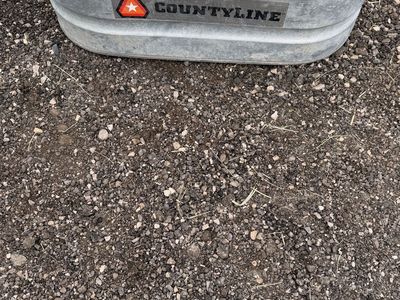 Tarter CountyLine Galvanized Steel Oval Stock Tank Waterer (40 Gallon, 2' x 1' x 4')