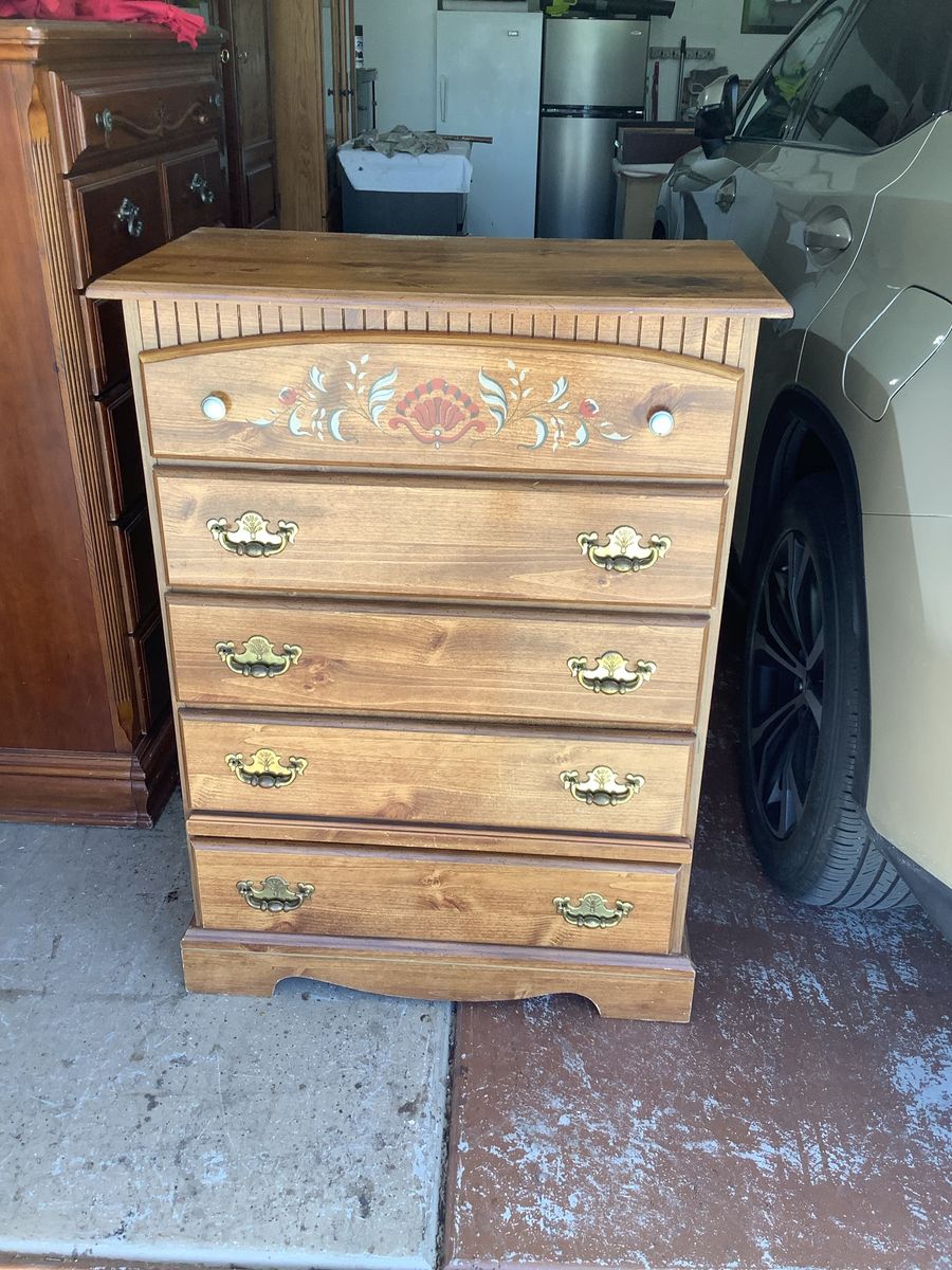 Cute 5 Drawer Dresser