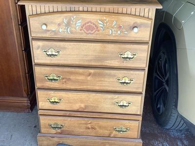 Cute 5 Drawer Dresser
