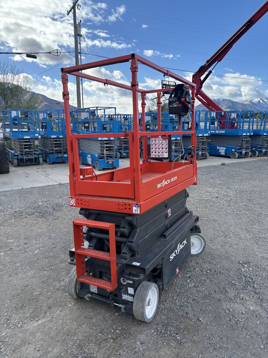 2021 Skyjack SJ 3219 19' -2 yr Warranty- Scissorlift (id.0541)