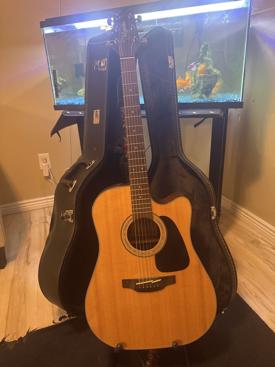 Takamine G Series Acoustic-Electric Guitar - Natural Finish w/ Hard Case