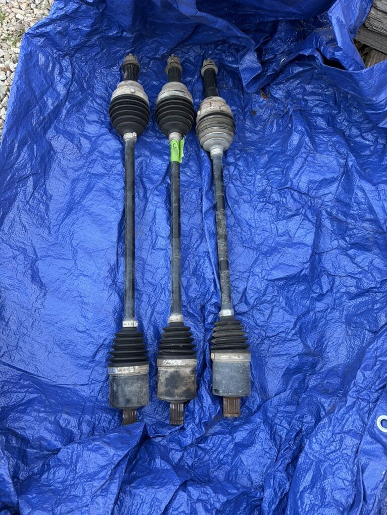 2011 Rzr XP 900 Axles