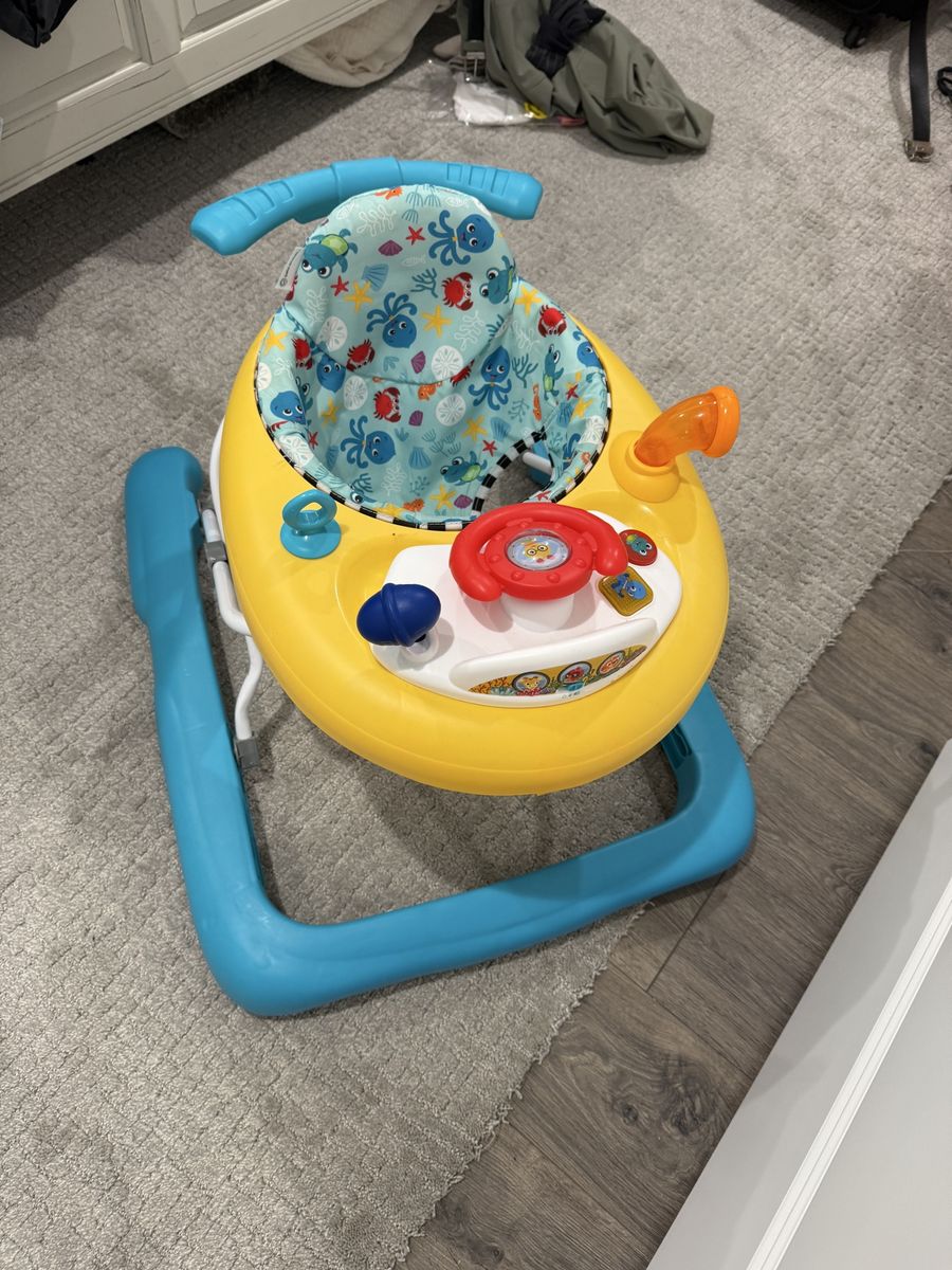 New Baby Walker (OBO) $20