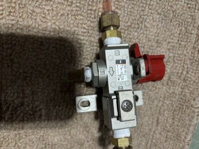 SMC VHS20-N02-Z Manual 3-Port Pneumatic Hand Valves with Fittings