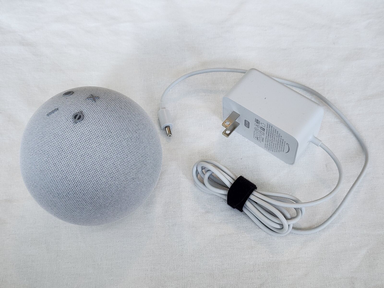 Echo Dot | Smart Speaker with Clock and Alexa | Glacier White