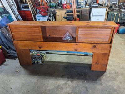 Headboard and bed frame - Queen