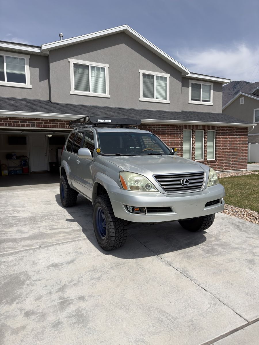 2003 LEXUS GX 470