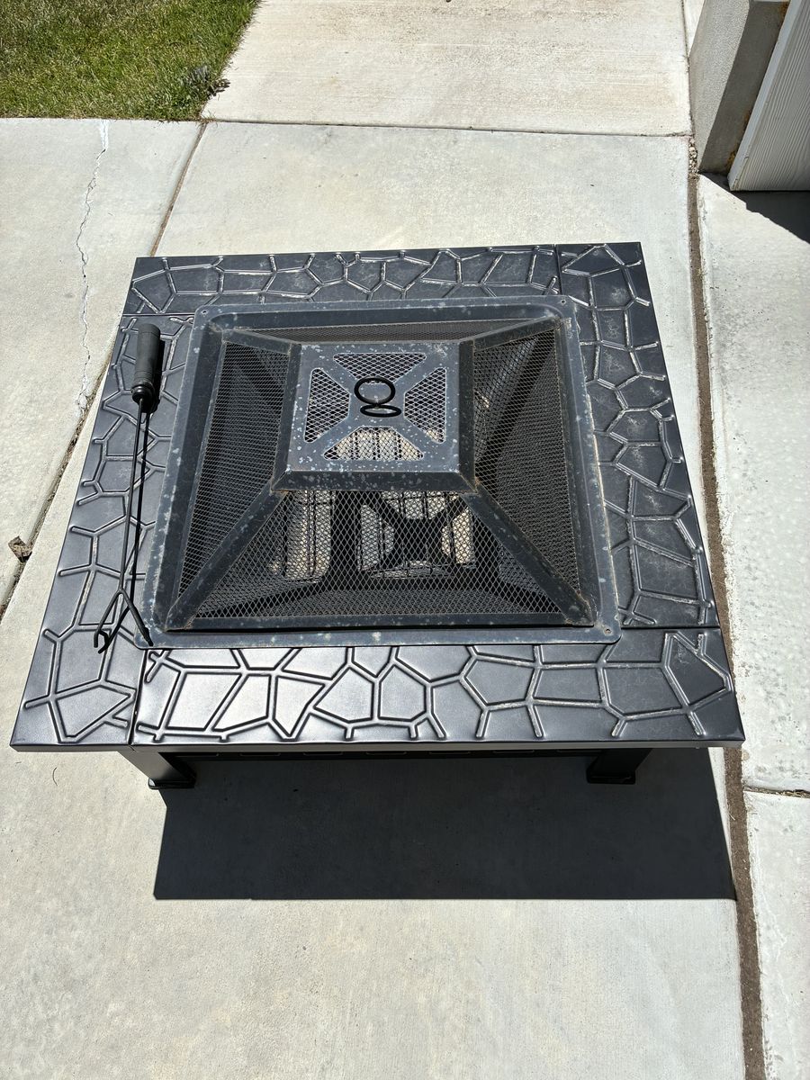Square Outdoor Fire Pit with Stone Pattern Edge - Used