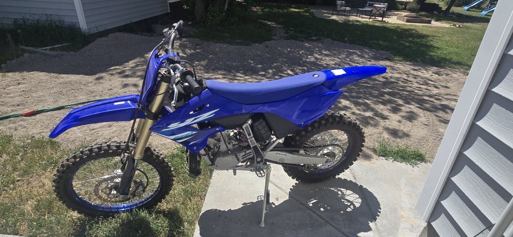 Yamaha YZ250X Dirt Bike - Blue, Off-Road Motorcycle