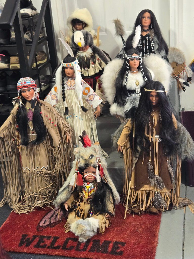Dolls Native American 