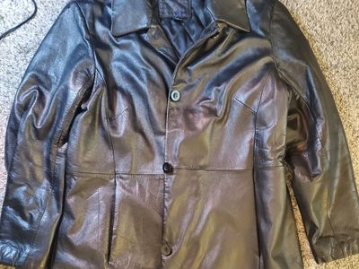 kathy ireland genuine leather jacket large