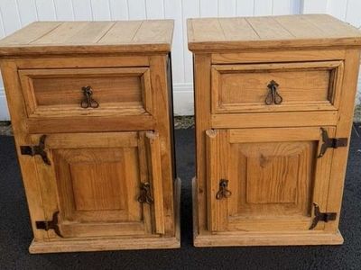 Nice wood nightstands