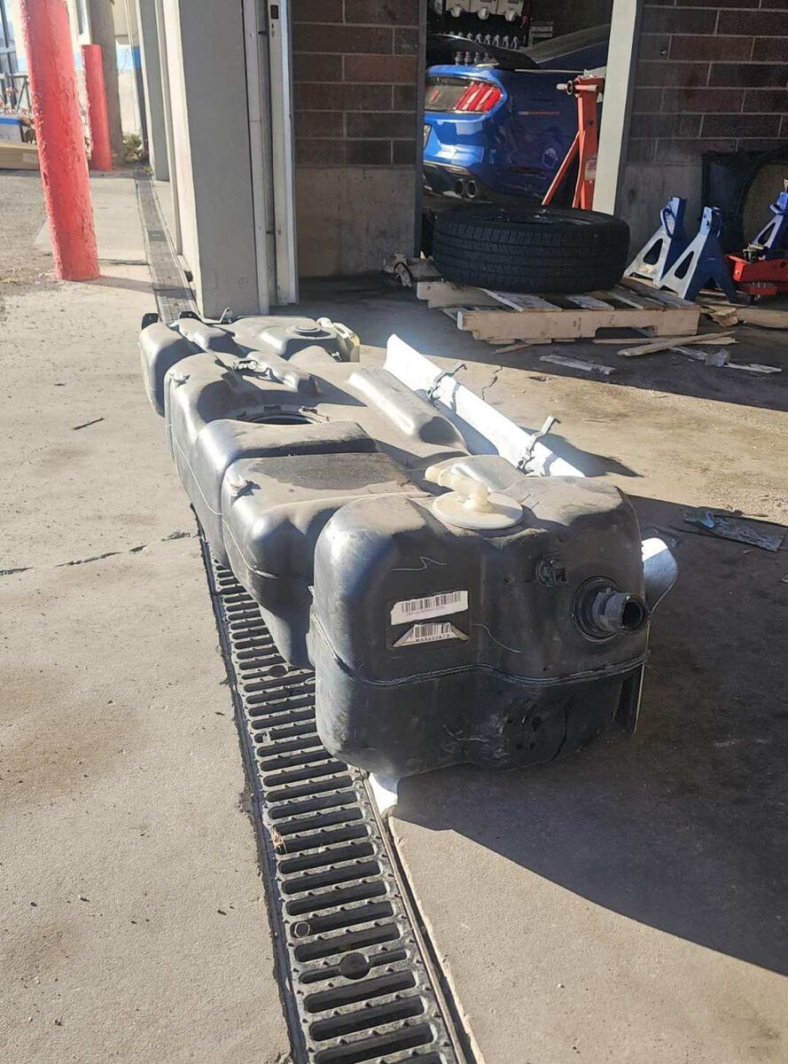 2015-2020 Chevy Suburban fuel tank