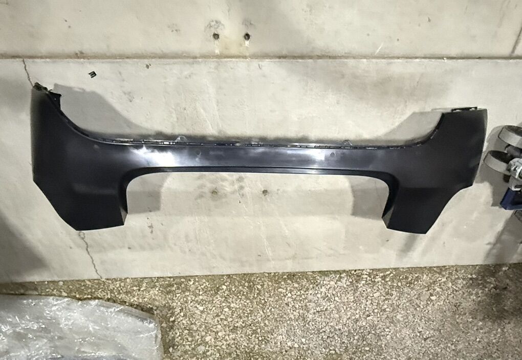 New 17-19 Tesla Model Y Rear Bumper Cover