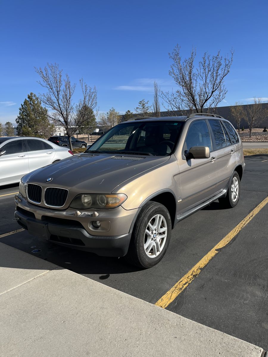 2005 BMW X5 3.0i