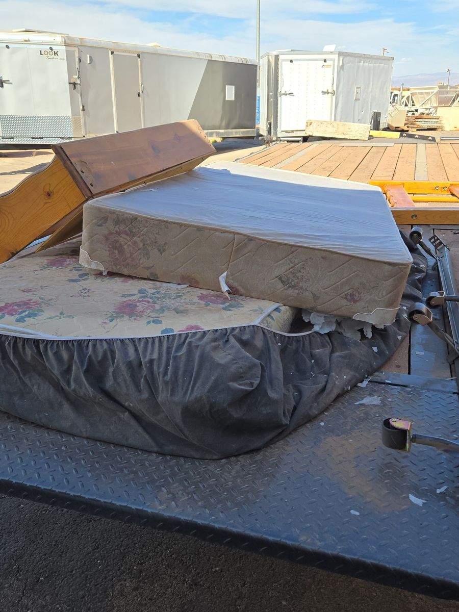 Twin size bed frame mattress & box springs