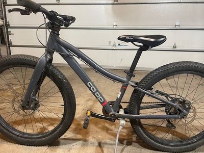 Mountain Bike CoOP 24" wheels, S or XS REI brand