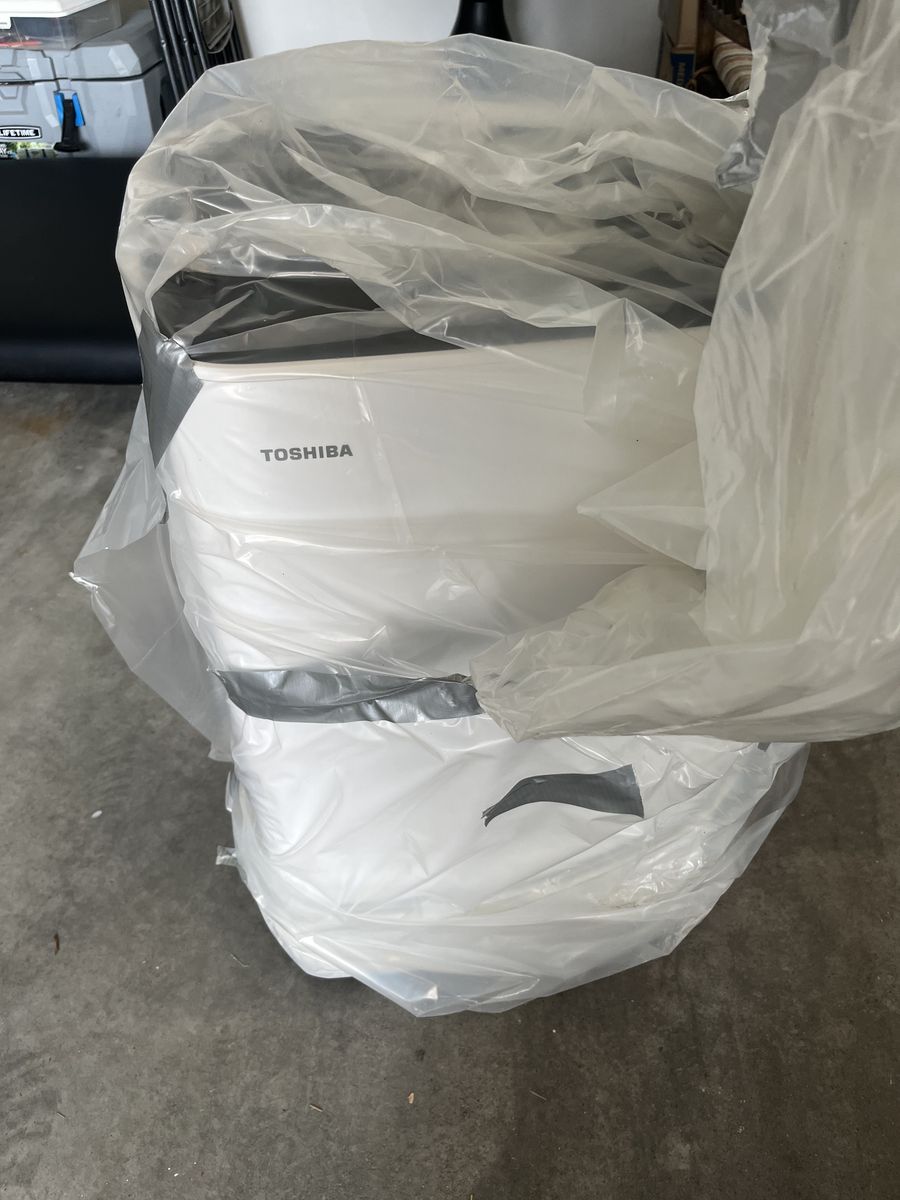 Toshiba potable air conditioner
