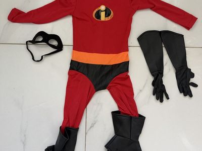 The Incredibles Superhero Costume Set 2T