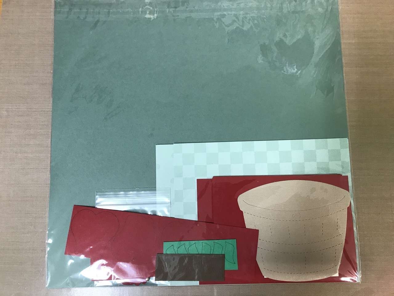 Main image 3