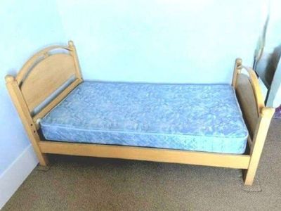 Ethan Allen XL Twin Bed