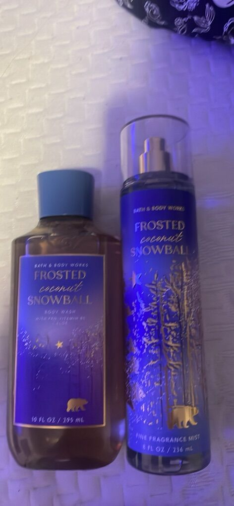 Frosted Coconut Snowball Bath And Body Works