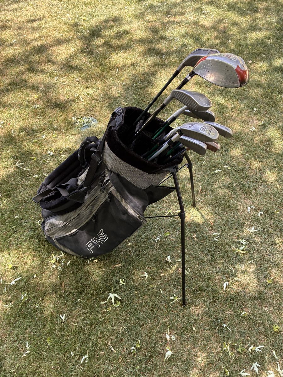 Men’s golf clubs set for sale