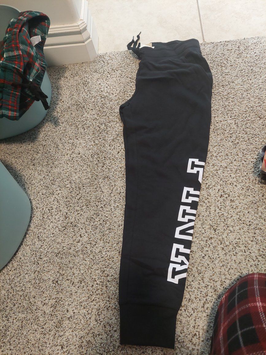 sweatpants